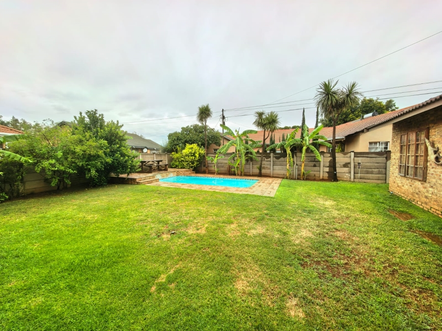 3 Bedroom Property for Sale in Vaalpark Free State